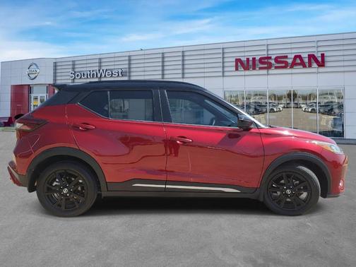 Red 2021 Nissan Kicks SR