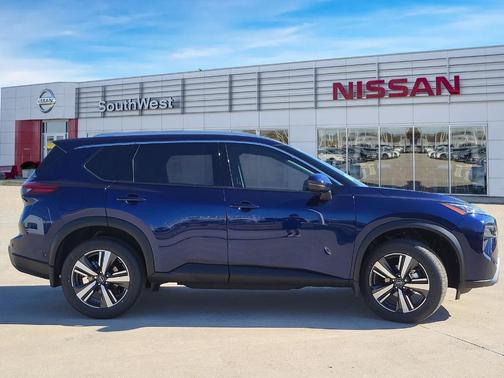 2025 Nissan Rogue SL
