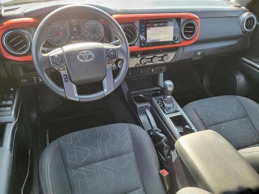 2017 Toyota Tacoma TRD Sport