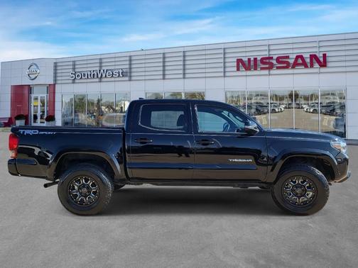 2017 Toyota Tacoma TRD Sport