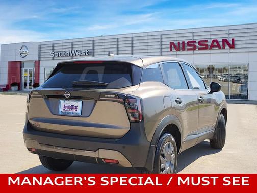 2025 Nissan Kicks S