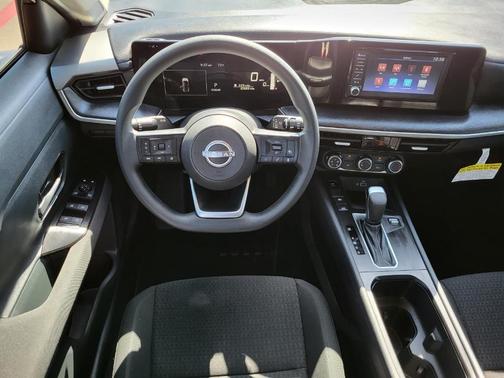 2025 Nissan Kicks S
