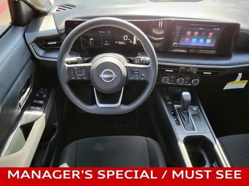 2025 Nissan Kicks S