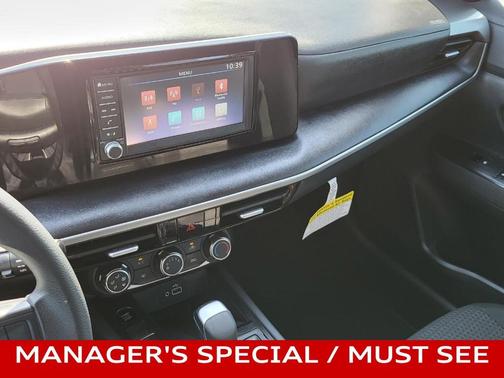 2025 Nissan Kicks S