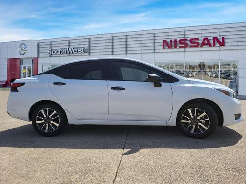 2025 Nissan Versa S