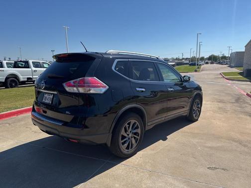 2016 Nissan Rogue SL