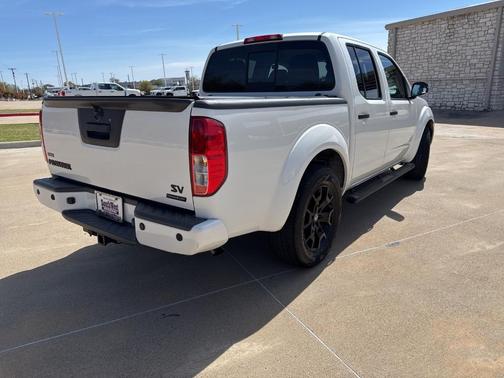 2021 Nissan Frontier SV