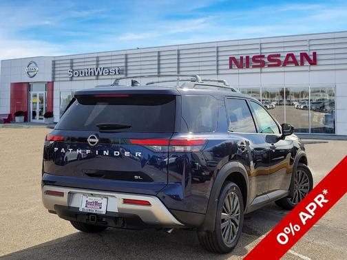 2025 Nissan Pathfinder SL