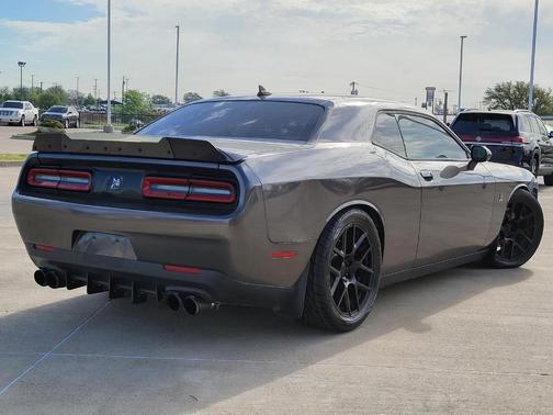 2015 Dodge Challenger R/T Scat Pack