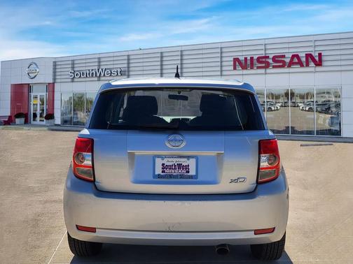 2014 Scion xD Base