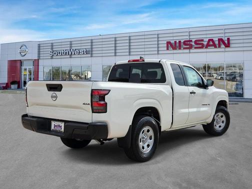 Glacier White 2027 Nissan Frontier S