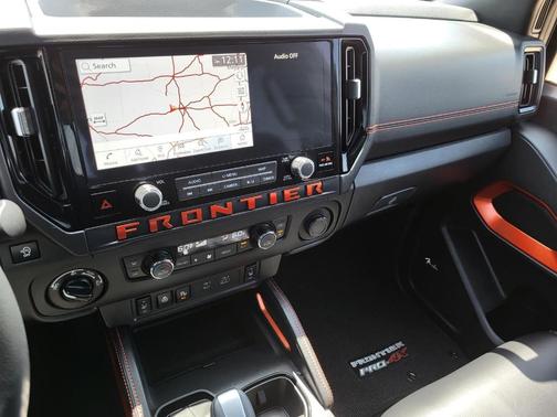 2025 Nissan Frontier PRO-4X