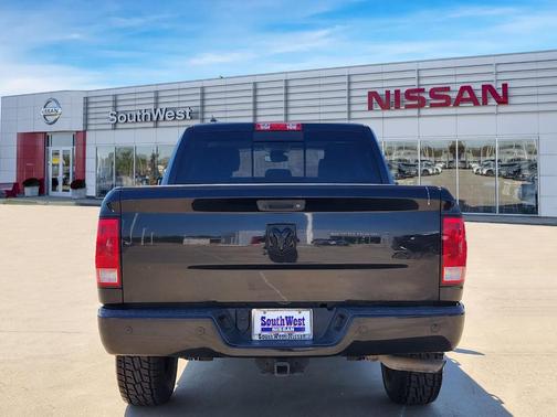 2018 RAM 1500 Big Horn