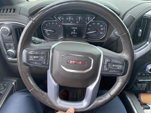 Summit White 2020 GMC Sierra 1500 SLT