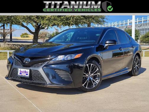 2019 Toyota Camry SE