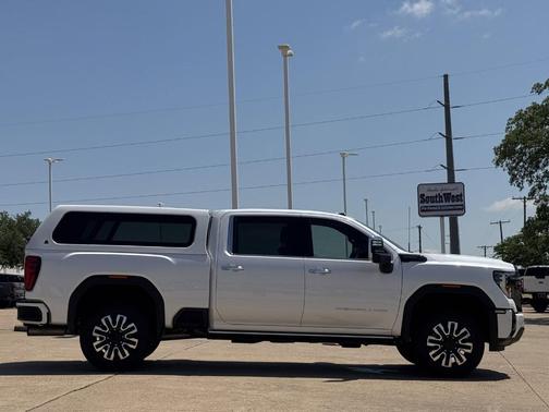 White Frost Tri-Coat 2024 GMC Sierra 2500 Denali Ultimate
