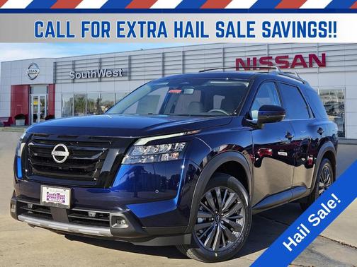 2025 Nissan Pathfinder SL