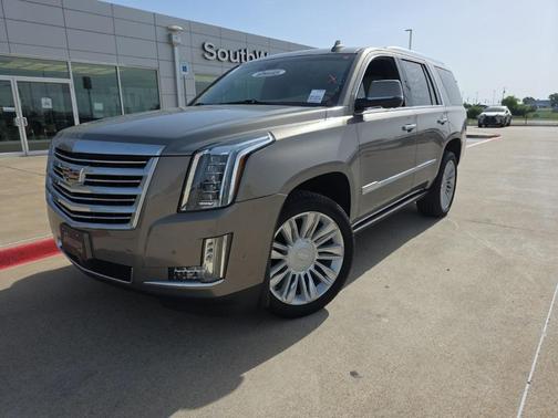 2019 Cadillac Escalade Platinum