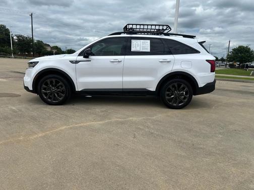 Glacial White Pearl 2022 Kia Sorento SX Prestige