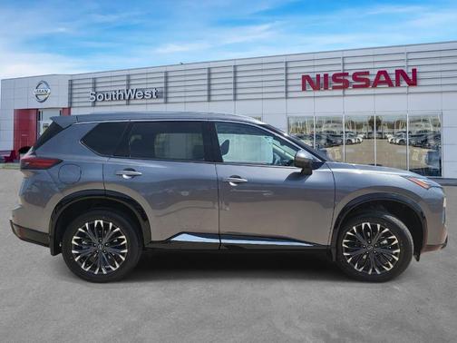 Gun Metallic 2026 Nissan Rogue Platinum