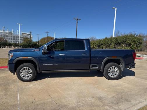 2023 GMC Sierra 2500 Denali