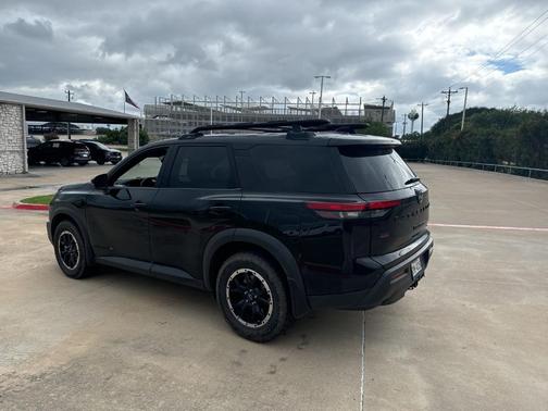 2023 Nissan Pathfinder Rock Creek