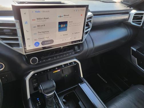 2023 Toyota Tundra Hybrid Platinum