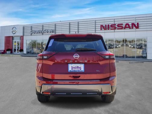 2025 Nissan Rogue SL