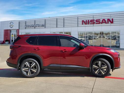 2025 Nissan Rogue SL