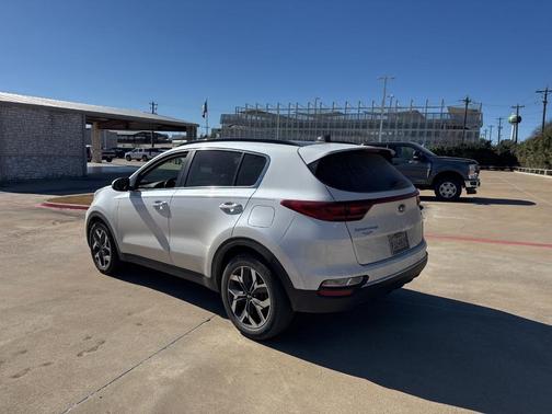 2021 Kia Sportage EX