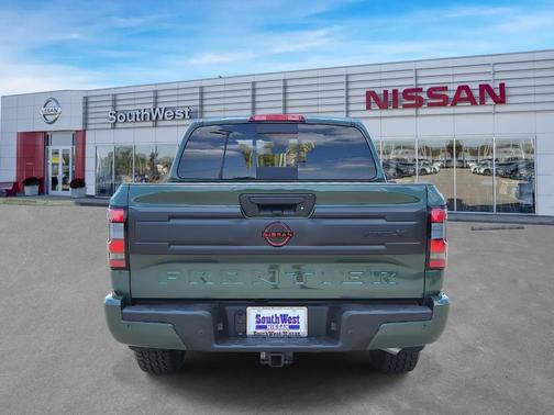 2025 Nissan Frontier PRO-X