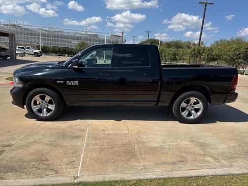 2014 RAM 1500 Sport