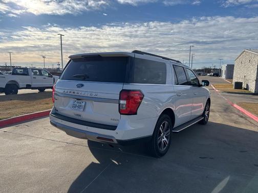 2022 Ford Expedition Max XLT