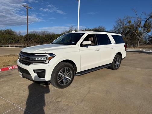 2022 Ford Expedition Max XLT