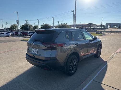 2021 Nissan Rogue S
