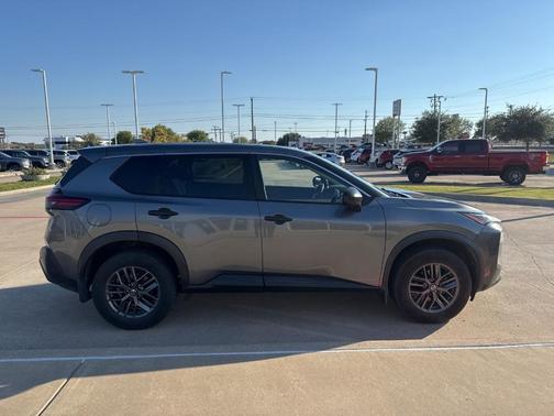 2021 Nissan Rogue S