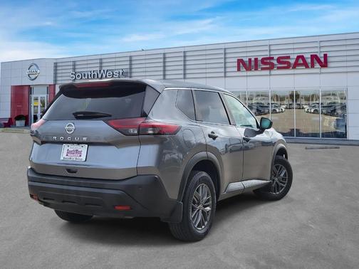 2021 Nissan Rogue S