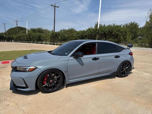 2023 Honda Civic Type R Base