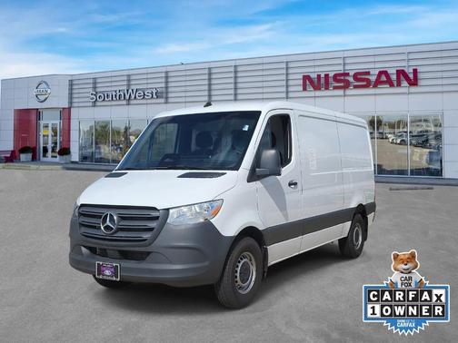 White 2025 Mercedes-Benz Sprinter 2500 144 WB