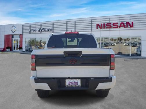 Glacier White 2025 Nissan Frontier PRO-4X