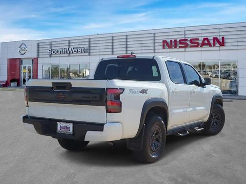 Glacier White 2025 Nissan Frontier PRO-4X