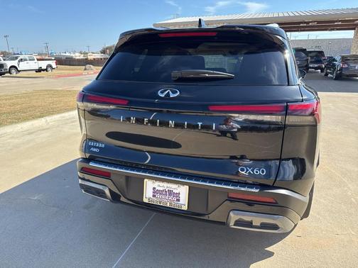 2023 INFINITI QX60 SENSORY