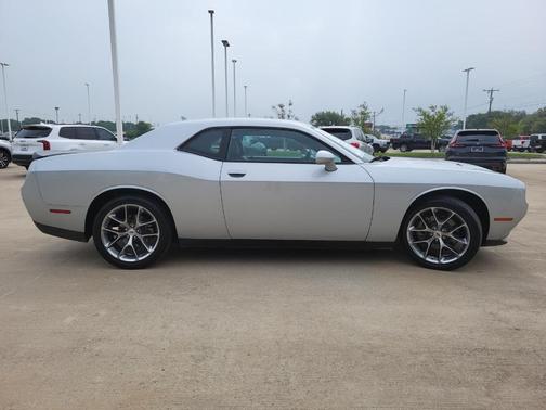 Triple Nickel Clearcoat 2023 Dodge Challenger SXT