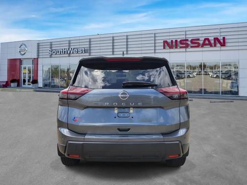 Gun Metallic 2025 Nissan Rogue SV
