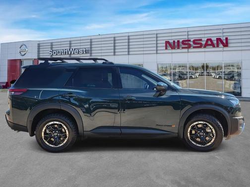 2025 Nissan Pathfinder Rock Creek