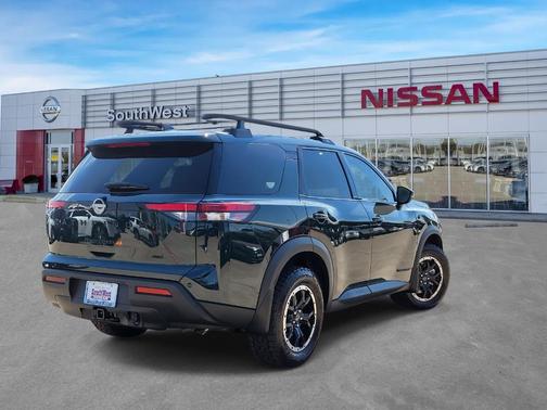 2025 Nissan Pathfinder Rock Creek