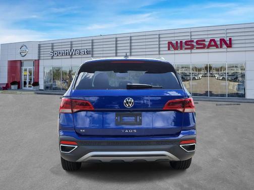 Blue Dusk 2024 Volkswagen Taos 1.5T SE