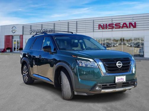 2022 Nissan Pathfinder Platinum