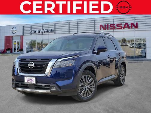 2025 Nissan Pathfinder SL