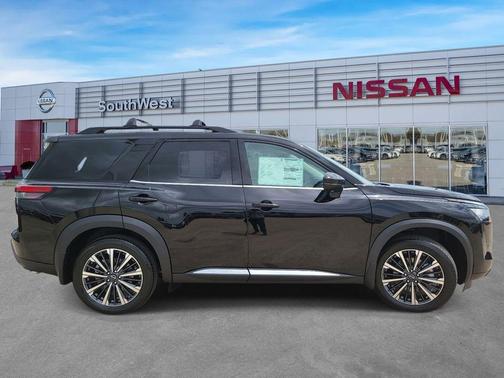 Super Black 2026 Nissan Pathfinder Platinum